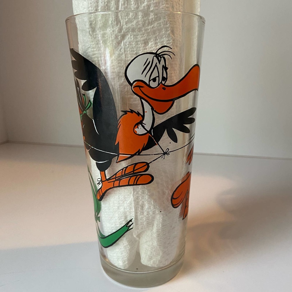 Flying Kite Beaky Buzzard Cool Cat Glass Warner Bros 1976 Pepsi Collector Series